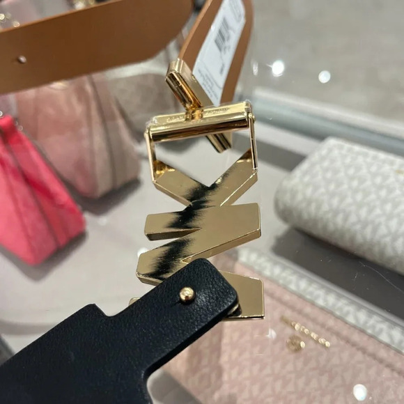 Reversible Logo and Leather Waist Belt - Picture 4 of 6